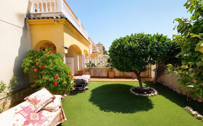 Resale - Apartment -
Orihuela Costa - Costa Blanca