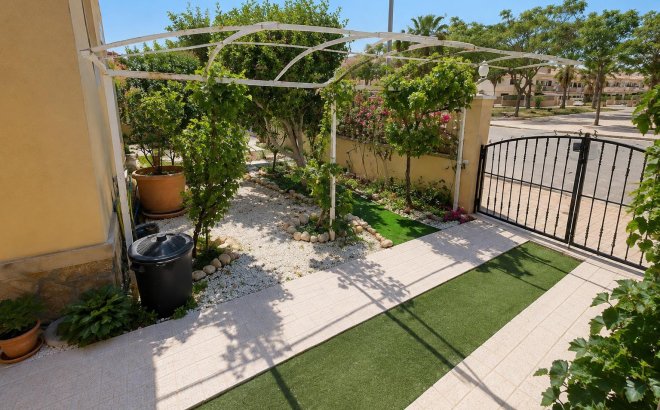Resale - Apartment -
Orihuela Costa - Costa Blanca