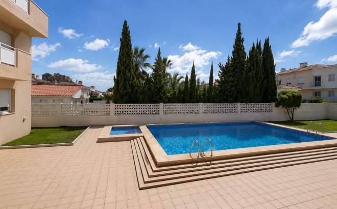 Resale - Apartment -
Torrevieja - Nueva Torrevieja
