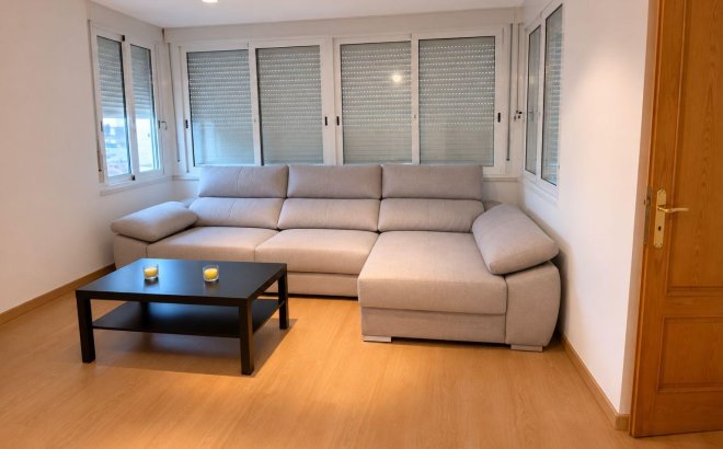 Resale - Apartment -
Torrevieja - Nueva Torrevieja