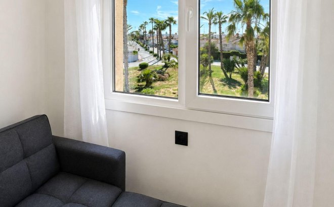 Resale - Bungalow -
Torrevieja - Carrefour
