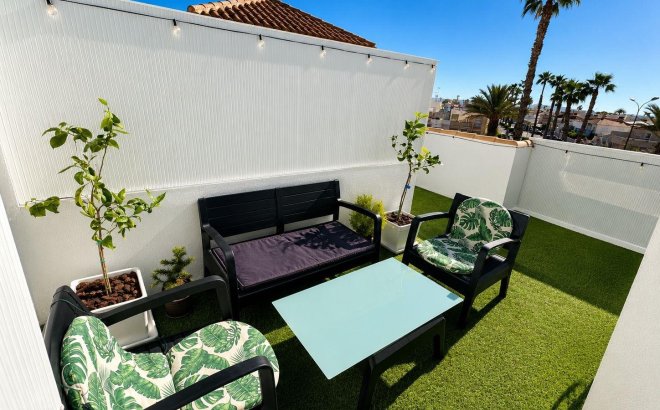 Resale - Bungalow -
Torrevieja - Carrefour