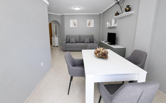 Resale - Apartment -
Torrevieja - Estacion De Autobuses