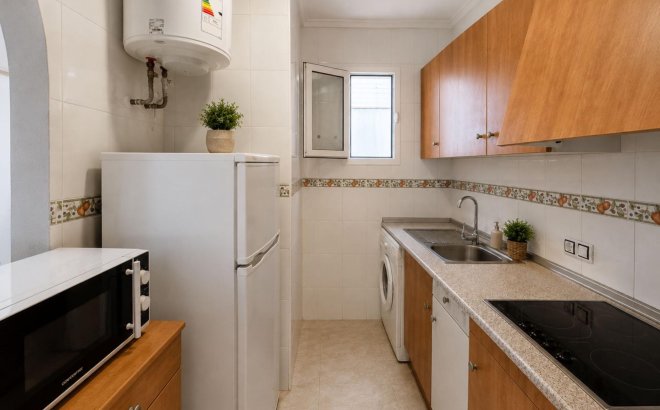 Resale - Apartment -
Torrevieja - Estacion De Autobuses