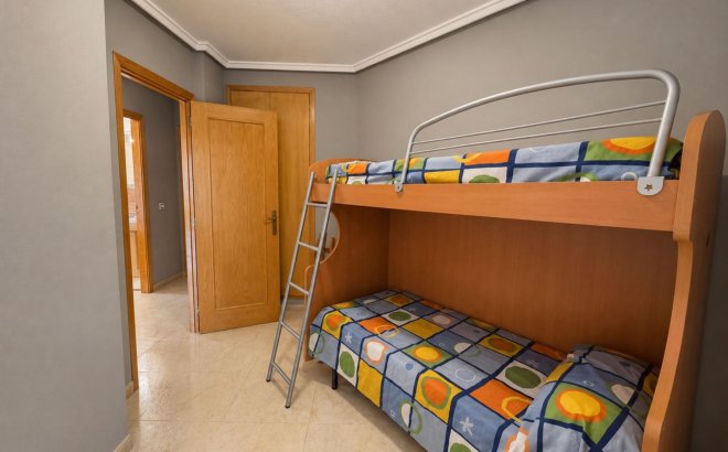 Resale - Apartment -
Torrevieja - Estacion De Autobuses