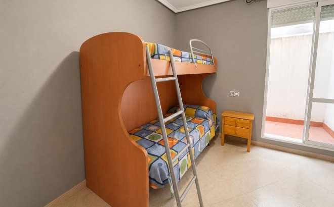 Resale - Apartment -
Torrevieja - Estacion De Autobuses