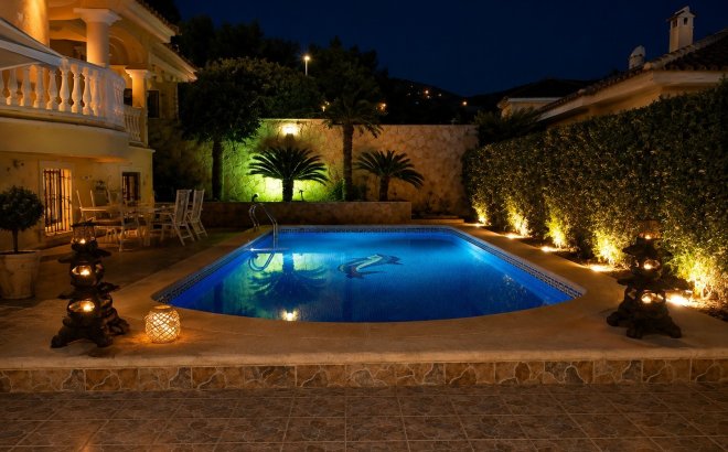 Resale - Villa -
Rojales - Inland