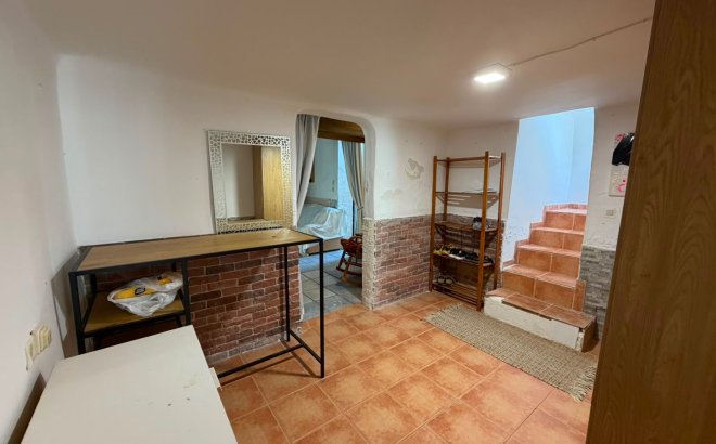 Resale - Villa -
Torremendo - Costa Blanca