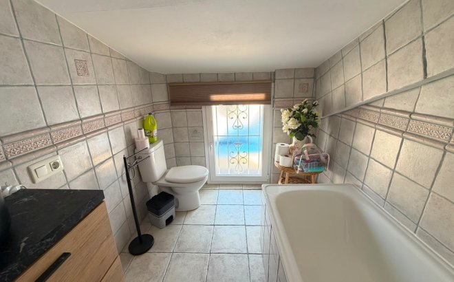 Resale - Villa -
Torremendo - Costa Blanca