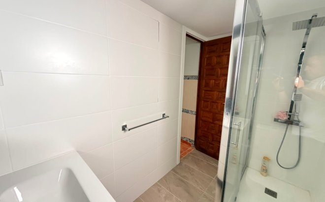 Resale - Villa -
Torremendo - Costa Blanca