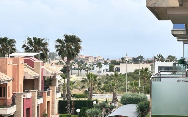 Resale - Apartment -
Orihuela Costa - Lomas de Cabo Roig