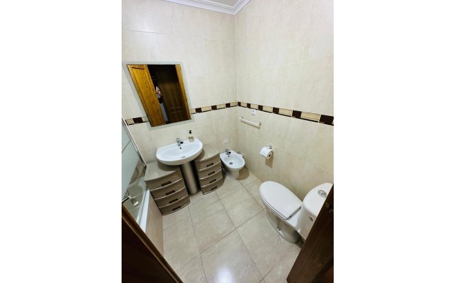 Resale - Villa -
Orihuela Costa - Los Altos