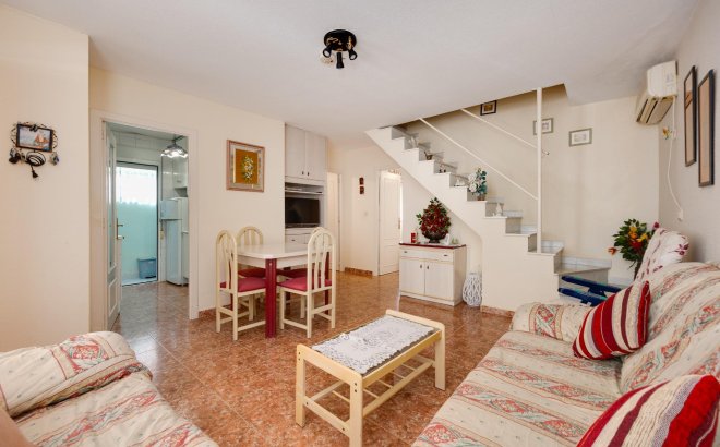 Resale - Villa -
Torrevieja - El Limonar
