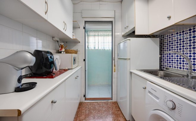 Resale - Villa -
Torrevieja - El Limonar