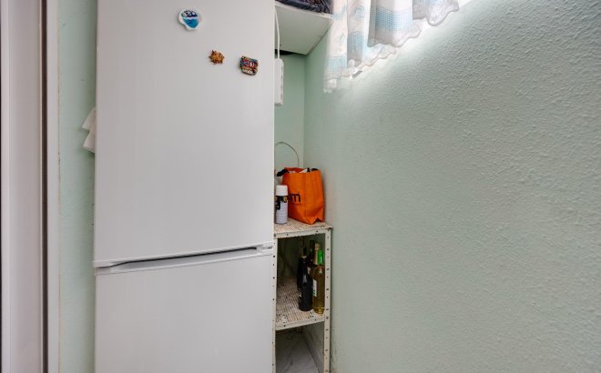 Resale - Villa -
Torrevieja - El Limonar