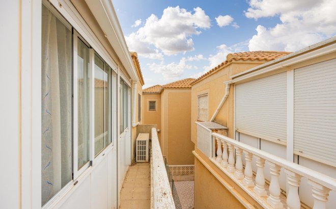 Resale - Villa -
Torrevieja - El Limonar