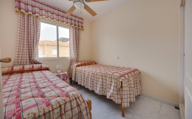 Resale - Villa -
Torrevieja - El Limonar