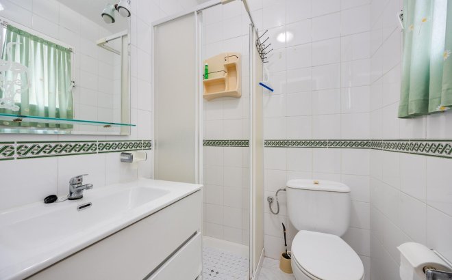 Resale - Villa -
Torrevieja - El Limonar