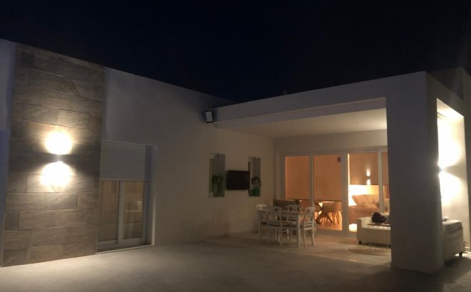 New Build - Villa -
Aspe - urbanizaciones