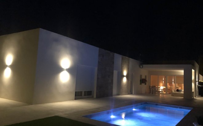 New Build - Villa -
Aspe - urbanizaciones