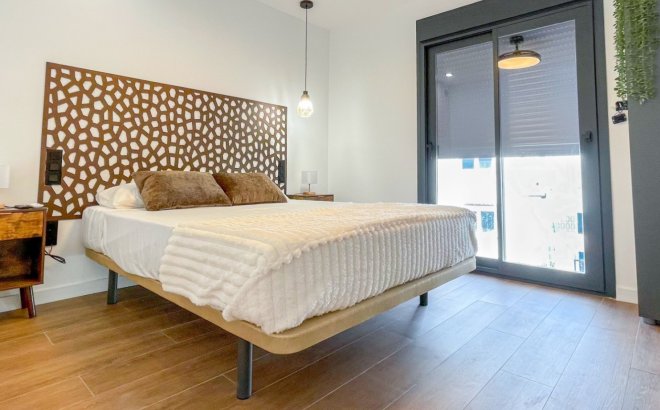 Revente - Town House -
Torrevieja - Costa Blanca