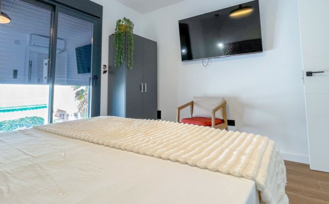Revente - Town House -
Torrevieja - Costa Blanca