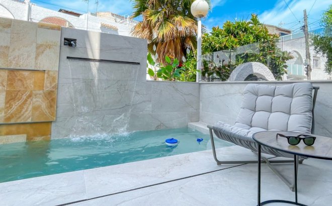 Revente - Town House -
Torrevieja - Costa Blanca
