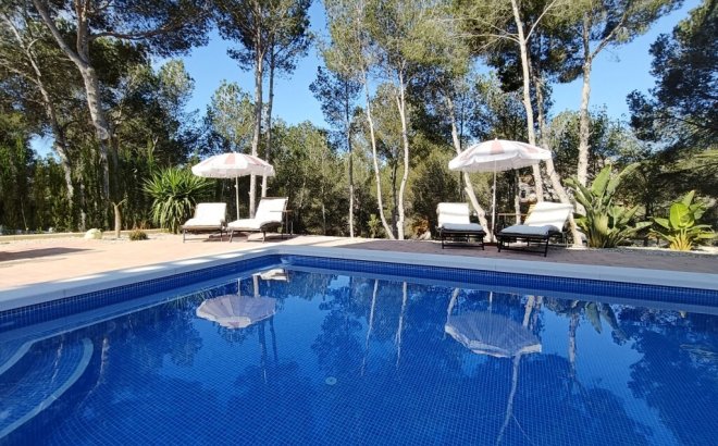 Resale - Villa -
Pilar de la Horadada - Pinar de Campoverde