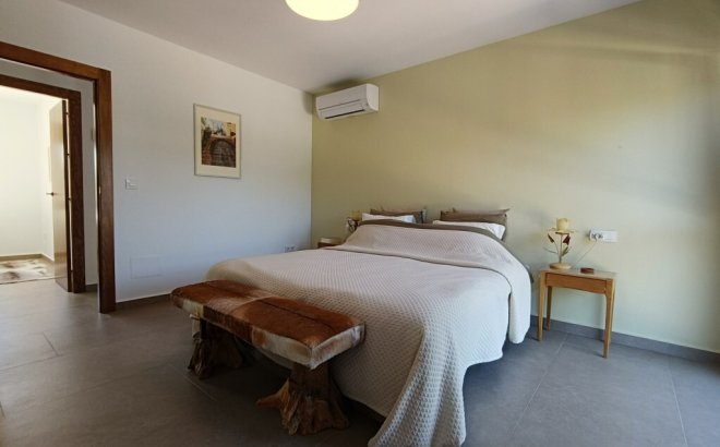 Resale - Villa -
Pilar de la Horadada - Pinar de Campoverde