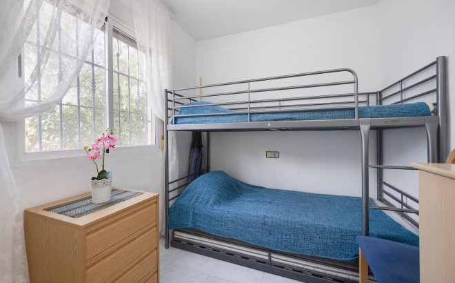Resale - Bungalow -
Torrevieja - El Chaparral