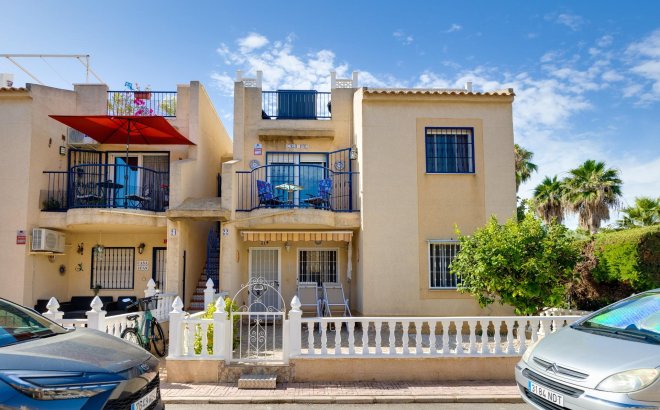 Resale - Bungalow -
Torrevieja - El Chaparral