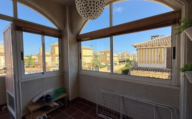 Resale - Bungalow -
Torrevieja - Punta Prima