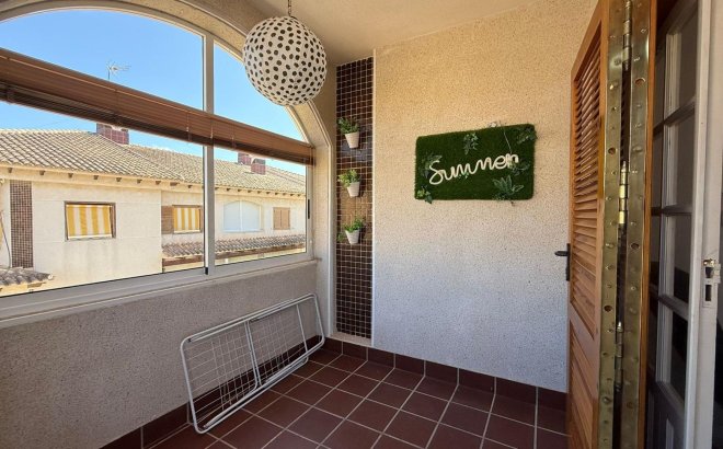 Resale - Bungalow -
Torrevieja - Punta Prima