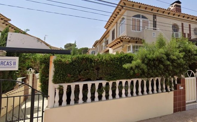 Resale - Bungalow -
Torrevieja - Punta Prima