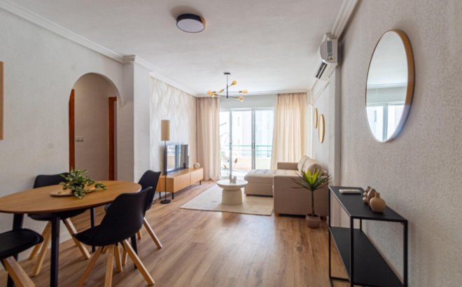Resale - Apartment -
Torrevieja - La Mata Pueblo