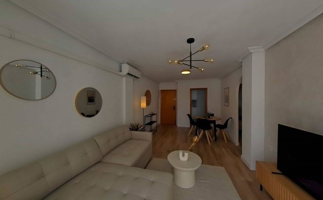 Resale - Apartment -
Torrevieja - La Mata Pueblo