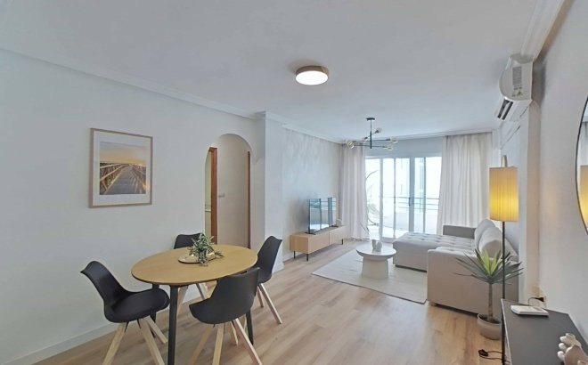 Resale - Apartment -
Torrevieja - La Mata Pueblo