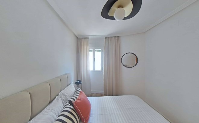 Resale - Apartment -
Torrevieja - La Mata Pueblo