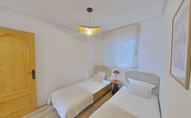 Resale - Apartment -
Torrevieja - La Mata Pueblo