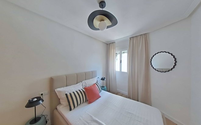 Resale - Apartment -
Torrevieja - La Mata Pueblo