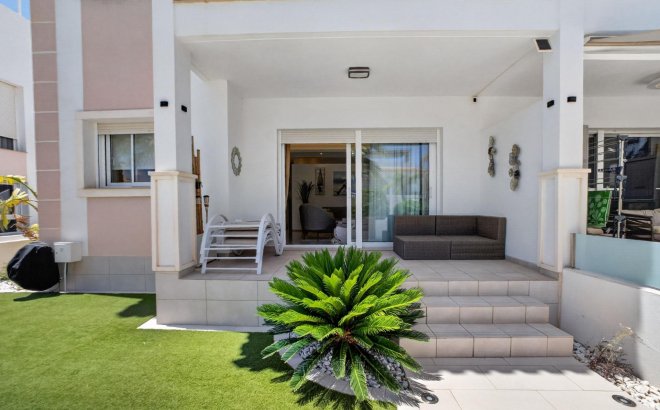 Resale - Apartment -
Rojales - Cuidad Quesada