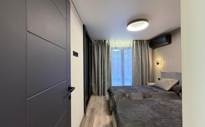 Resale - Villa -
Torrevieja - Punta Prima