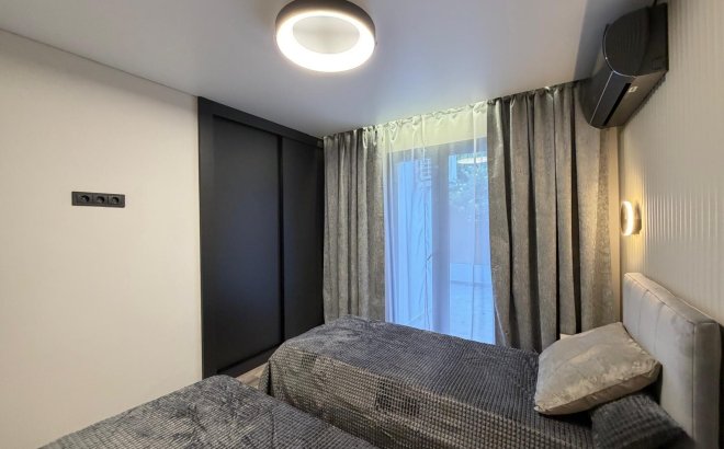 Resale - Villa -
Torrevieja - Punta Prima