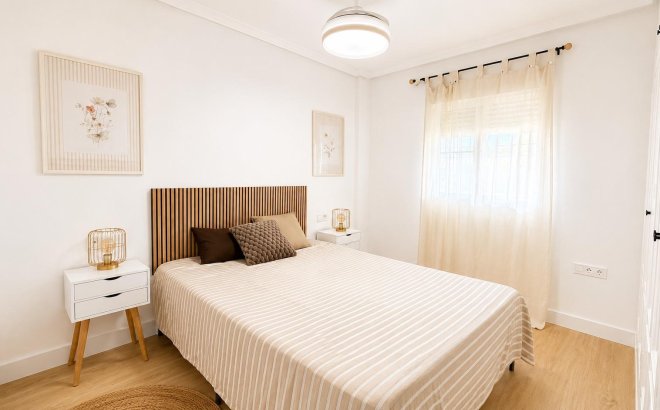 Resale - Apartment -
Orihuela Costa - Monte Zenia