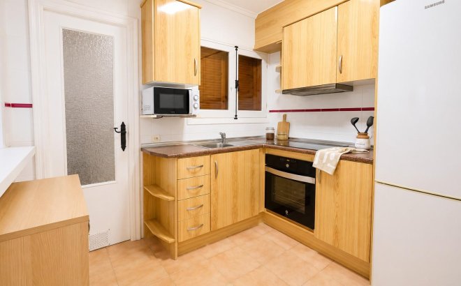 Revente - Appartement -
Torrevieja - Playa del Cura