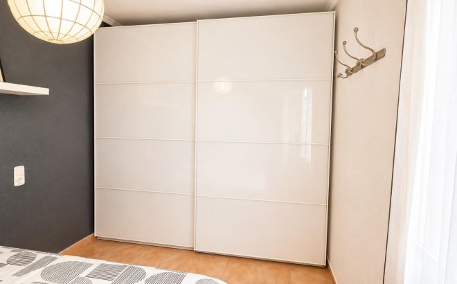Revente - Appartement -
Torrevieja - Playa del Cura