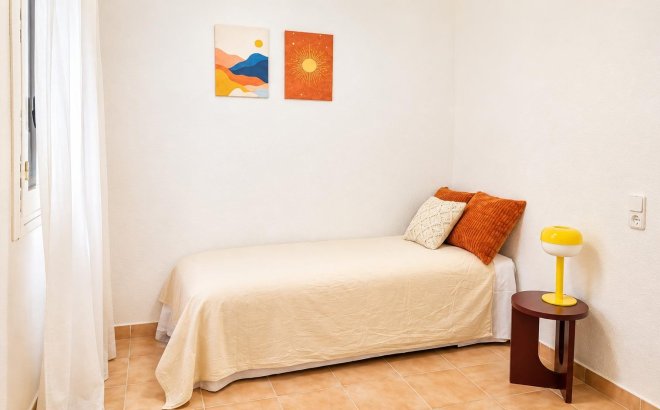 Revente - Appartement -
Torrevieja - Playa del Cura