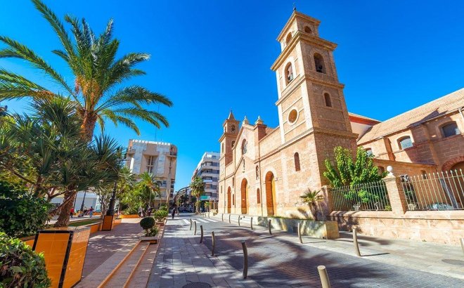 Revente - Appartement -
Torrevieja - Playa del Cura