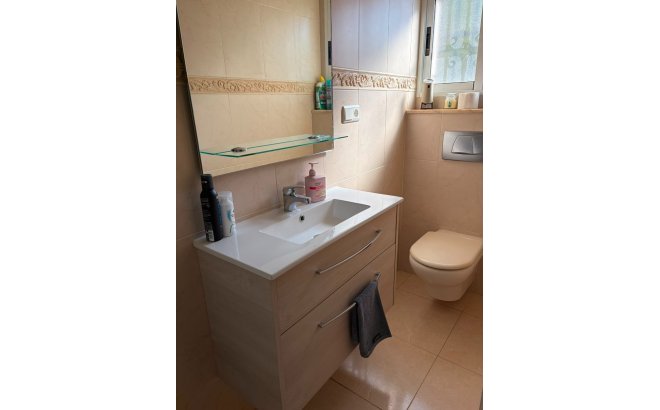 Resale - Villa -
Rojales - Inland
