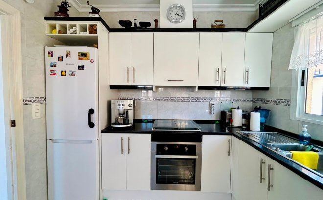 Resale - Villa -
Torrevieja - Costa Blanca